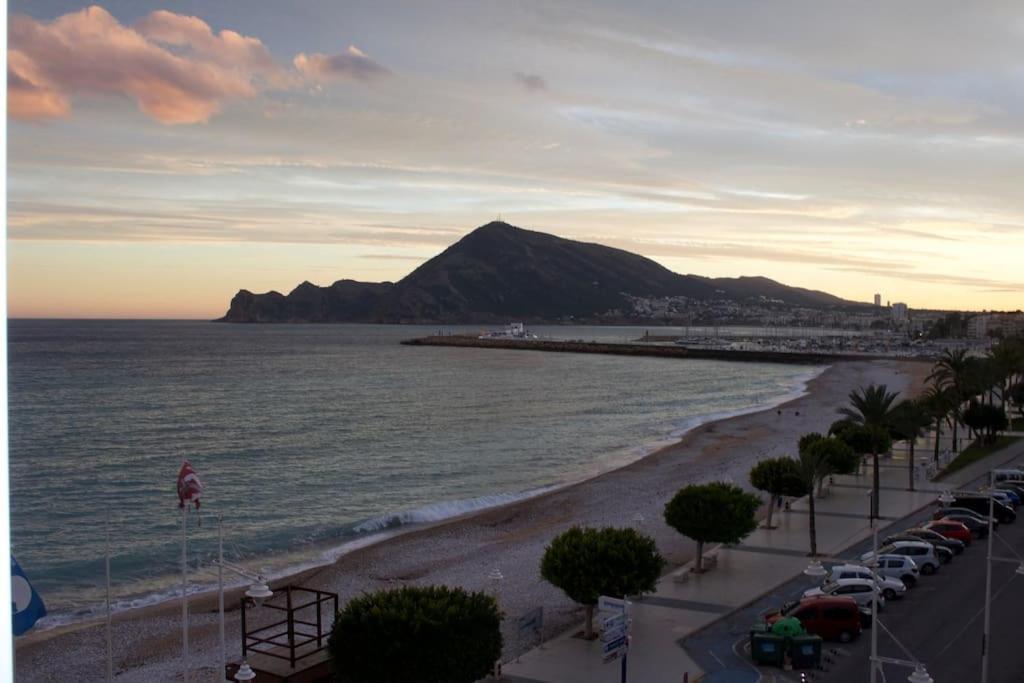 Primera Línea con Vistas del Mar, Montañas y Puerto Altea Exterior foto